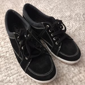 Black keds